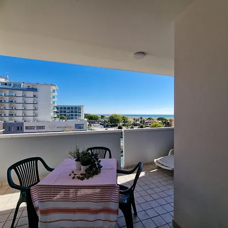 Homely With Great View And Pool Appartement