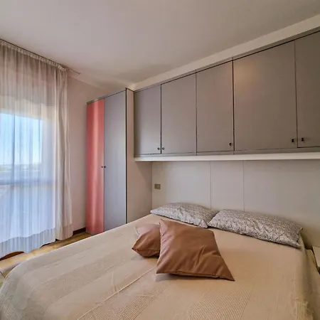 Homely With Great View And Pool Apartment