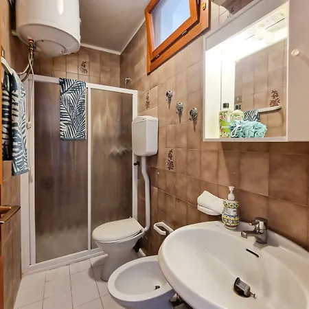 Apartment Homely With Great View And Pool
