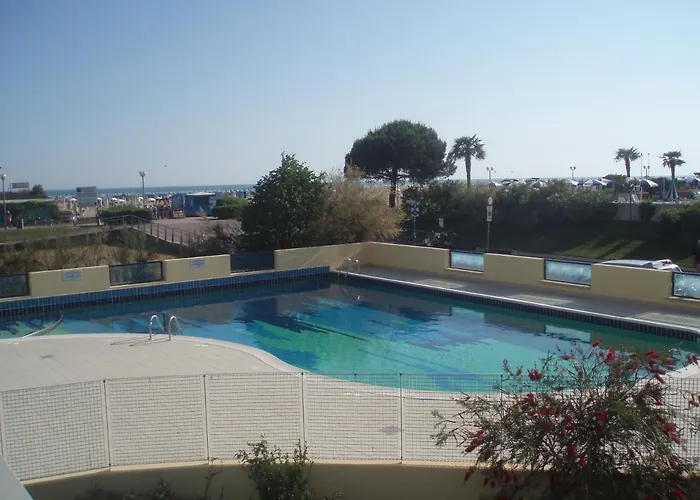 Homely With Great View And Pool * Bibione