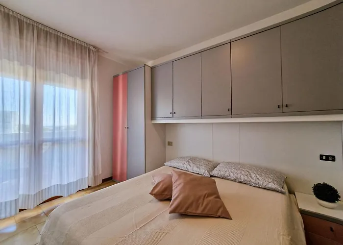 Homely With Great View And Pool Apartment